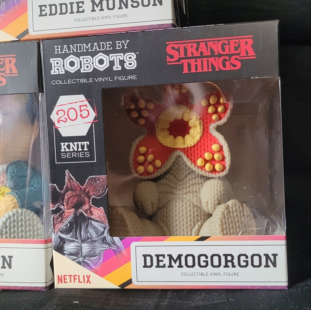 Stranger Things Figures - Picture 4 of 4